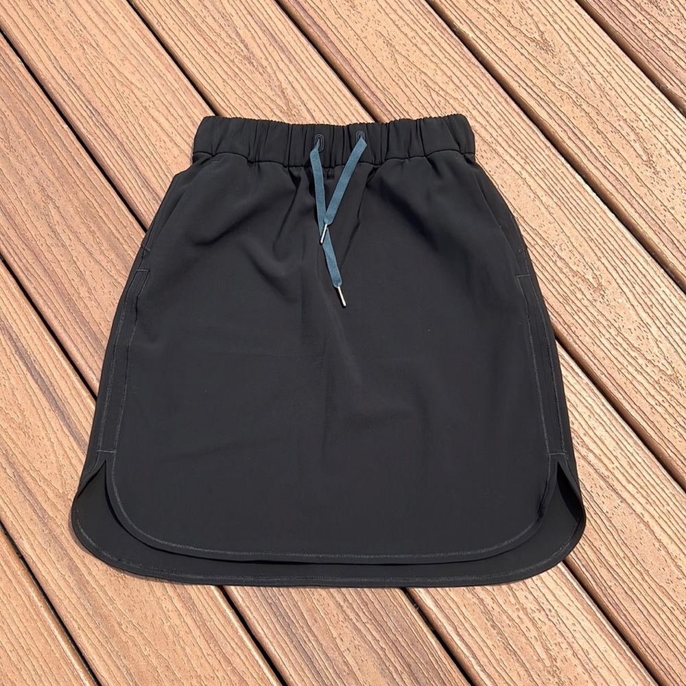 Lululemon On The Fly 21” Skirt